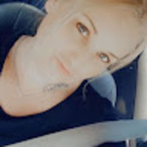 Meet your Posher, Lena